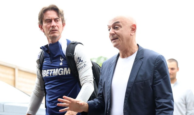 世界杯直播入口合集-天空：刘易斯家族致力于俱乐部长期发展，无意出售热刺股份