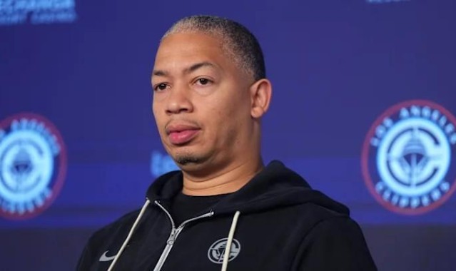 世界杯官方平台下载-不满意，泰伦-卢：洛城德比快船本该大胜；裁判对湖人太宽容了