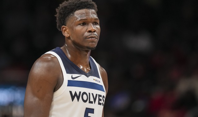 世界杯手机观看-解说：森林狼看着打得很热闹 但没华子在还是凸显出有一些粗糙感